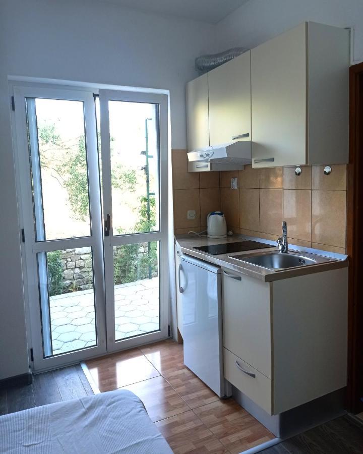 Casa Del Olivo Apartamento Tučepi Exterior foto
