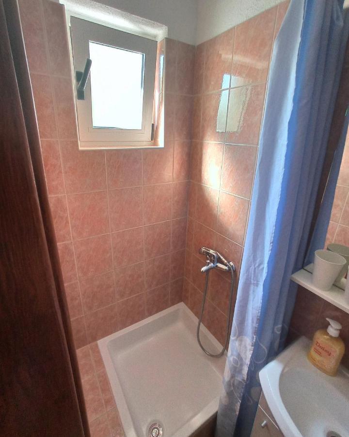Casa Del Olivo Apartamento Tučepi Exterior foto