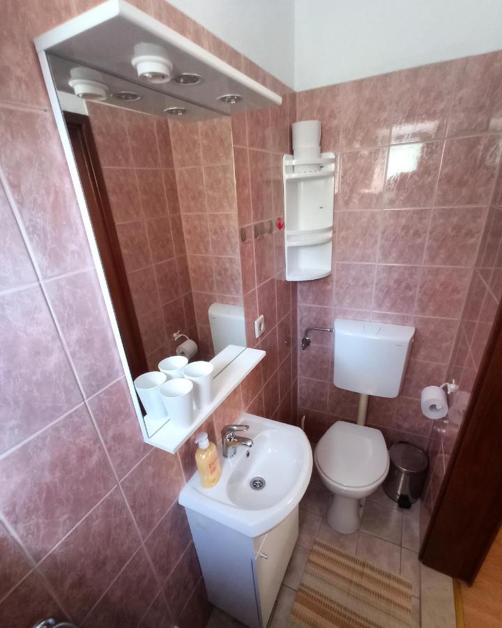 Casa Del Olivo Apartamento Tučepi Exterior foto