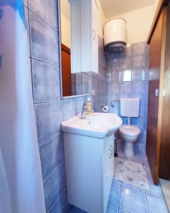 Casa Del Olivo Apartamento Tučepi Exterior foto