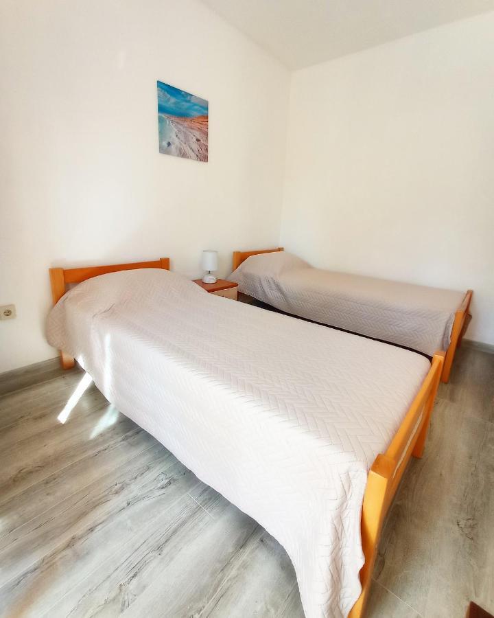 Casa Del Olivo Apartamento Tučepi Exterior foto
